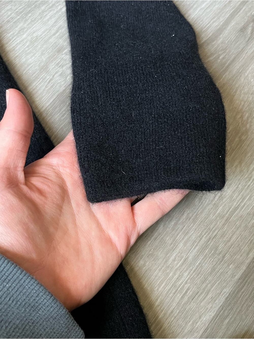 100% Cashmere Charter Club Luxury Black Cardigan- Size M - Picture 7 of 10